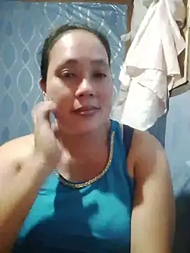 Snapshot of May_Bombs chatting on April 11, 2026, 10:41 am May Bombs online show from April 11, 2026, 10:41 am