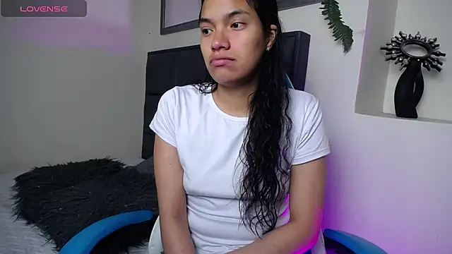 Julieta Parker online show from July 10, 2026, 2:16 am