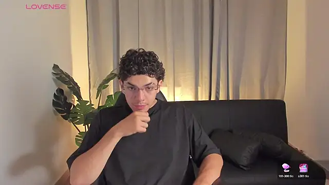 Axel Creed online show from February 21, 2026, 4:02 am