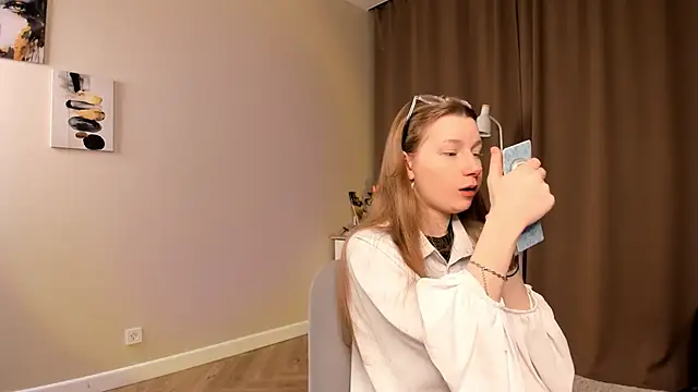 VictorMencia online show from February 25, 2026, 7:23 pm