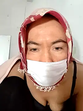 turbanlim07 online show from February 10, 2026, 2:54 pm