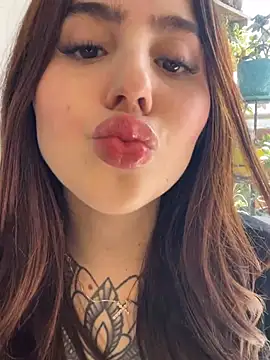 Im Anto online show from April 26, 2026, 2:48 pm