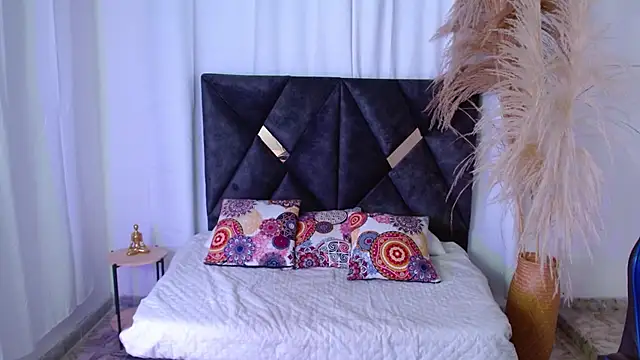 nikoo 18 online show from February 23, 2026, 1:52 pm