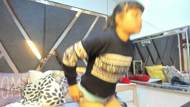 Maggyx online show from March 24, 2026, 2:00 pm