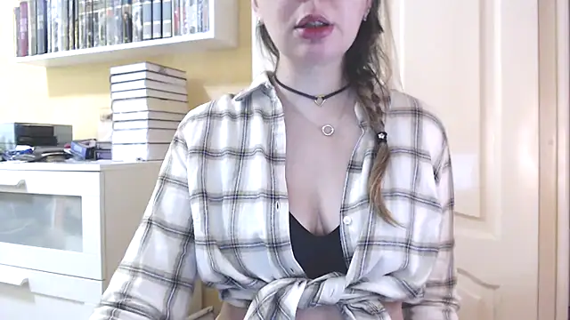 Tasiya online show from February 18, 2026, 10:11 am