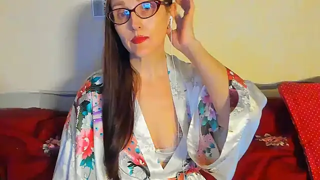 beddable woman online show from May 12, 2026, 7:33 pm