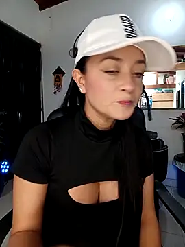 miamorgan20 online show from March 17, 2026, 3:04 pm