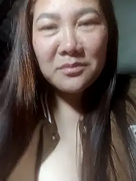 Snapshot of bongtuyet11 chatting on February 20, 2026, 12:16 pm bongtuyet11 online show from February 20, 2026, 12:16 pm