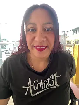 Snapshot of Ximena_firee chatting on February 14, 2026, 11:29 am Ximena firee online show from February 14, 2026, 11:29 am