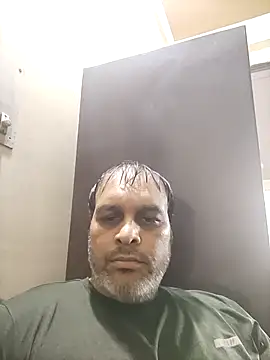 Snapshot of indiandesivillegeboy chatting on July 7, 2026, 8:40 am indiandesivillegeboy online show from July 7, 2026, 8:40 am