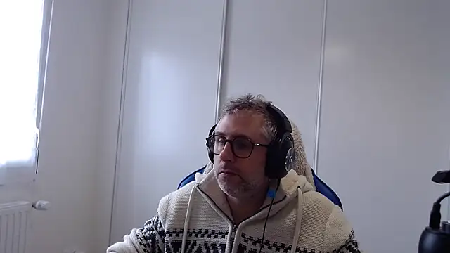 mika3377 online show from February 20, 2026, 11:43 am