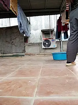 Snapshot of LiilyZi chatting on February 24, 2026, 1:03 am LiilyZi online show from February 24, 2026, 1:03 am