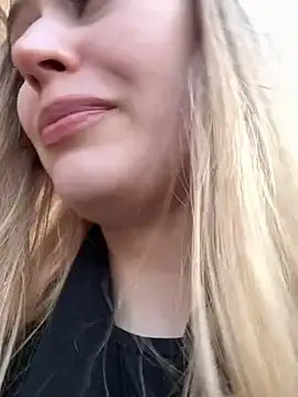 blonde exe online show from March 18, 2026, 1:25 pm