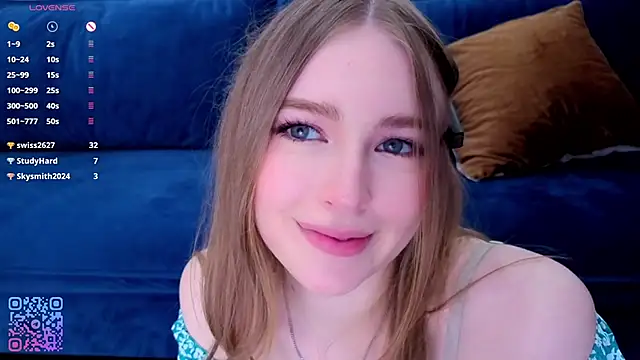 RowenaIanniello online show from April 11, 2026, 7:45 am