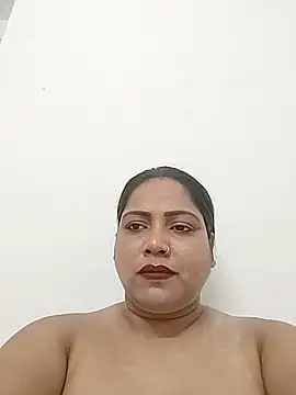 Indian AngelPriyanka123 online show from June 1, 2026, 7:15 pm