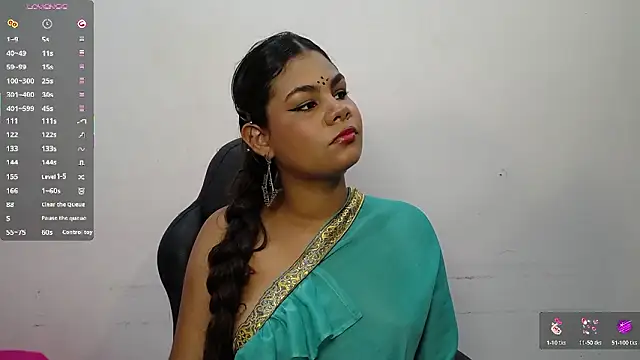 Snapshot of yaazhinii chatting on February 20, 2026, 11:43 am yaazhinii online show from February 20, 2026, 11:43 am