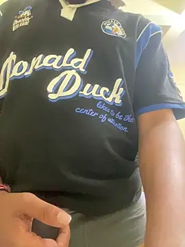 Snapshot of adiiiroccc chatting on February 11, 2026, 3:50 pm adiiiroccc online show from February 11, 2026, 3:50 pm