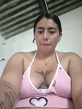 ashleymonroe4 online show from April 2, 2026, 4:15 pm