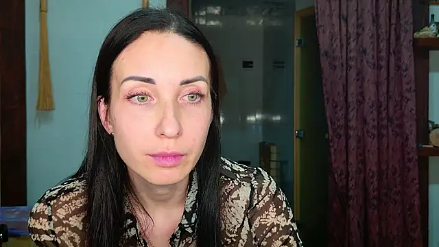 Poorlamb911 online show from February 10, 2026, 8:13 pm