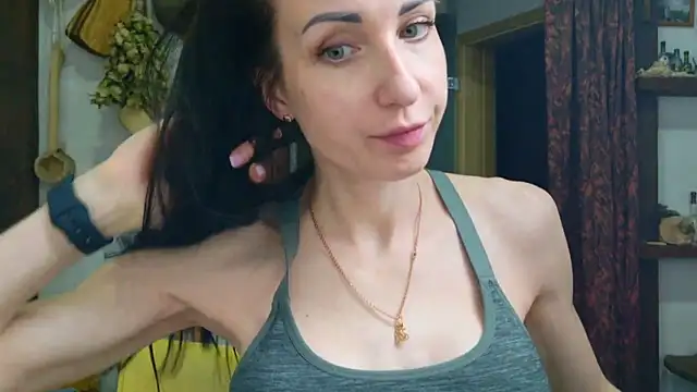 Poorlamb911 online show from April 10, 2026, 7:07 pm