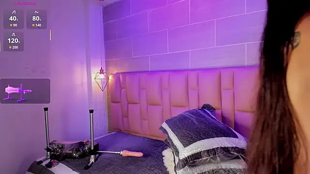 Naomi-Thompson online show from February 24, 2026, 8:18 pm