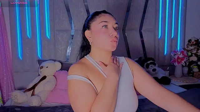 Grecia Valmont online show from February 23, 2026, 6:38 pm