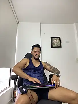 MattiaDupont online show from March 10, 2026, 9:20 pm