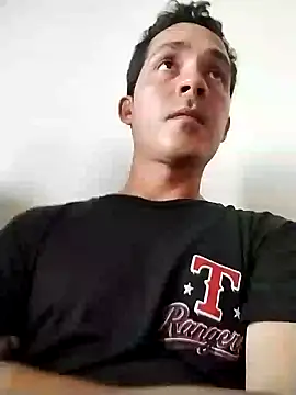 Snapshot of Santiago_vnz chatting on March 3, 2026, 9:53 pm Santiago vnz online show from March 3, 2026, 9:53 pm