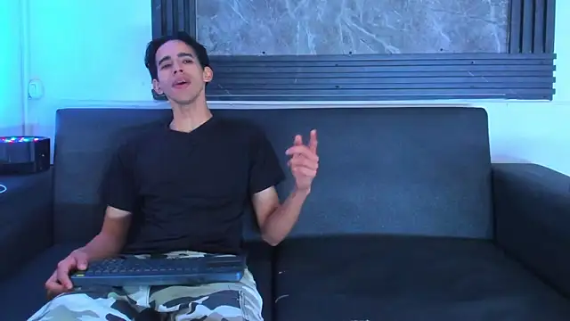 Wonka 1 online show from February 15, 2026, 4:20 am