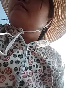 Snapshot of cuunon11 chatting on March 2, 2026, 6:03 am cuunon11 online show from March 2, 2026, 6:03 am