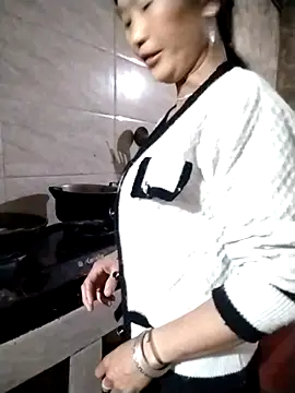 Snapshot of sen1199 chatting on February 23, 2026, 11:02 pm sen1199 online show from February 23, 2026, 11:02 pm