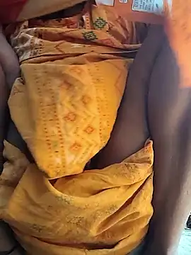 Snapshot of Sweet-runi chatting on February 6, 2026, 3:44 am Sweet-runi online show from February 6, 2026, 3:44 am