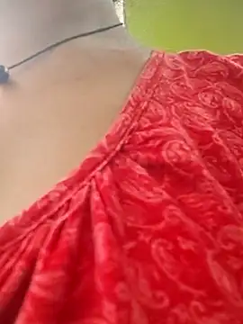 Snapshot of Sweet-runi chatting on March 2, 2026, 5:19 am Sweet-runi online show from March 2, 2026, 5:19 am