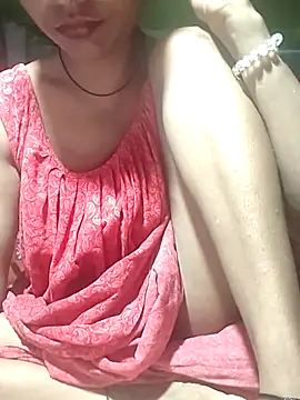 Snapshot of Sweet-runi chatting on April 28, 2026, 4:56 pm Sweet-runi online show from April 28, 2026, 4:56 pm