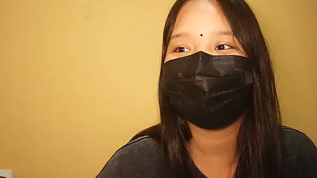 PRENCY CUTE online show from April 8, 2026, 2:17 pm