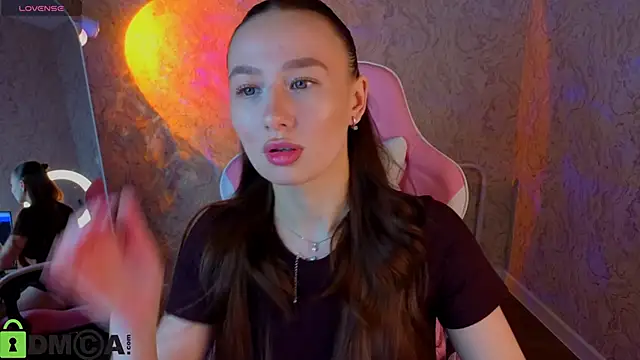  Kiki angel  online show from February 25, 2026, 1:59 am