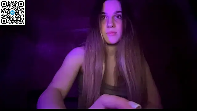 LovelySilk 63 online show from April 2, 2026, 6:38 pm