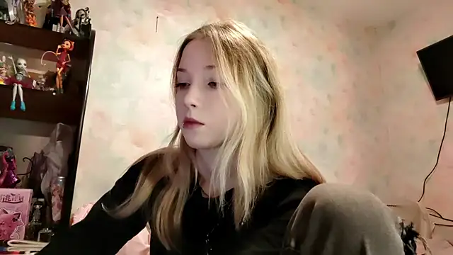 TiaBIanks online show from April 9, 2026, 12:32 pm