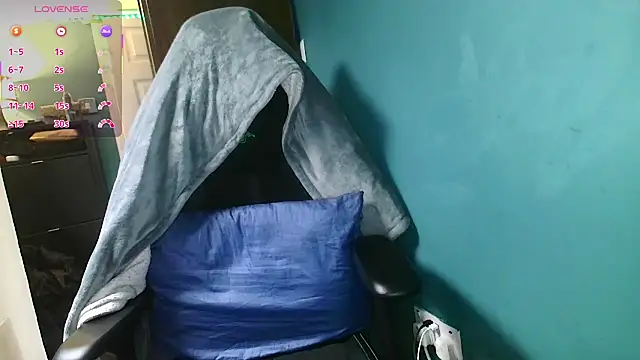 JadeAlexis403 online show from February 28, 2026, 9:10 am