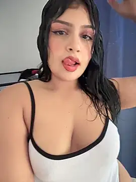 kloe sexxxy online show from February 28, 2026, 6:09 pm