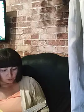 Snapshot of itismyhobby chatting on September 12, 2025, 5:57 pm itismyhobby online show from September 12, 2025, 5:57 pm