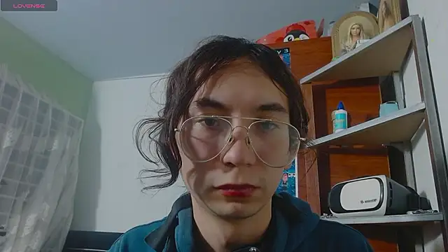 najimi uwu  online show from March 4, 2026, 11:33 pm