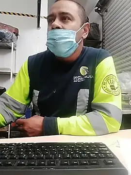 OMARMEX1 online show from April 8, 2026, 5:35 pm