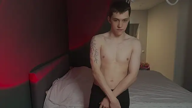 cronck52 online show from February 18, 2026, 10:17 pm