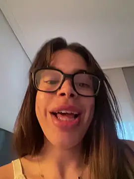 Brigitte01 online show from May 21, 2026, 6:59 pm