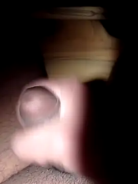 Snapshot of Henry20099 chatting on February 25, 2026, 6:45 am Henry20099 online show from February 25, 2026, 6:45 am