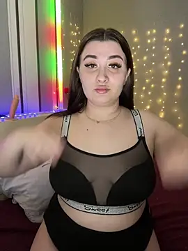 Snapshot of lipsi_vikki chatting on February 21, 2026, 6:42 pm lipsi vikki online show from February 21, 2026, 6:42 pm