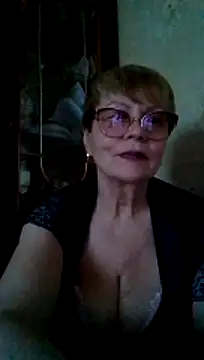 Snapshot of SophieBurns chatting on June 27, 2026, 12:22 pm SophieBurns online show from June 27, 2026, 12:22 pm