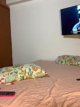 mia petite2007 online show from February 20, 2026, 12:51 am