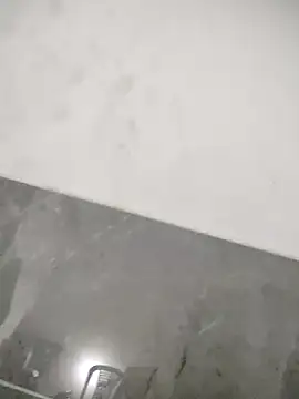 Snapshot of miahxx69 chatting on February 13, 2026, 9:44 pm miahxx69 online show from February 13, 2026, 9:44 pm